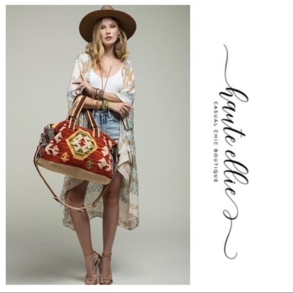 Montezuma’s Navajo & Southwestern Print Tr… - Picture 8 of 12